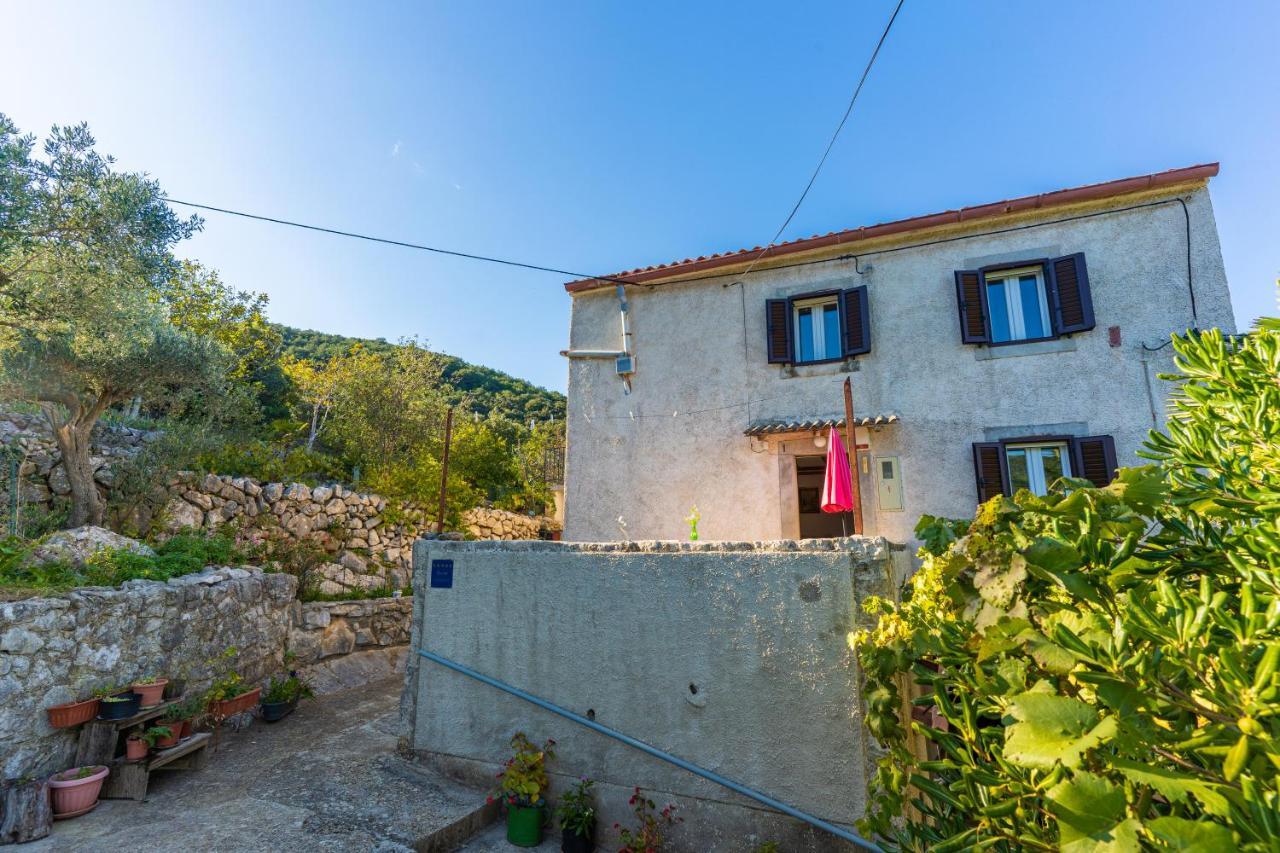 Apartmani Valun1 Exterior photo